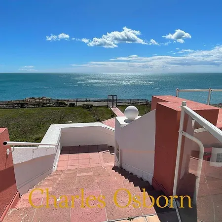 Au Cayenne, Terrasse Et Vue
